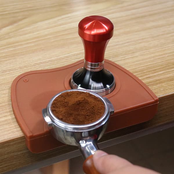 Hjørne-tampemåtte til espresso M M