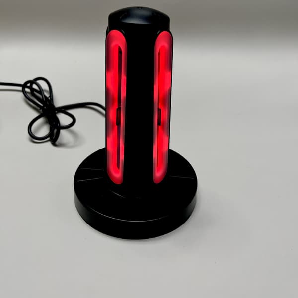 4-i-1 Ladestation til Switch2 Joy-Cons med Spilkortopbevaring - Sort