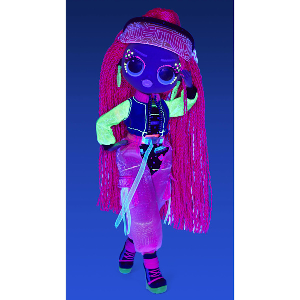 L.O.L. Surprise OMG Tentpole Doll- Character 2