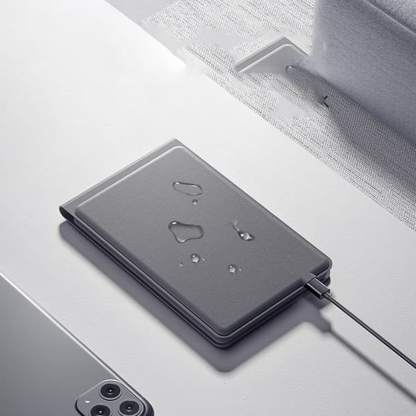 Tri-Fold Läder Bluetooth Tangentbord - Portabelt & Stilrent