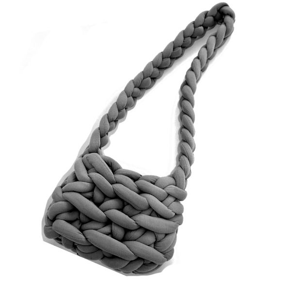 Handvävd Crossbody-väska Rymlig och stilren Grå