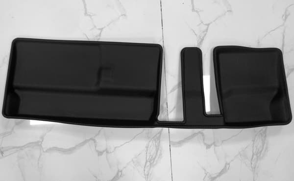 Formsprutade TPE-golvmattor med ovansida av matta för Tesla Model 3, svart