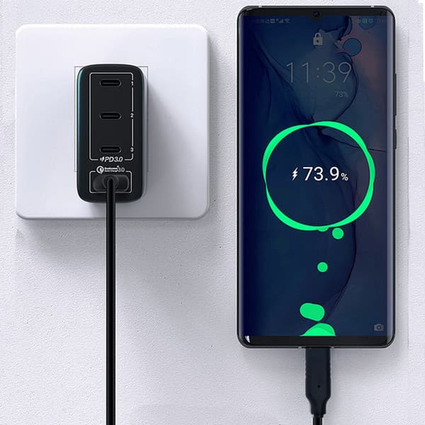 Musta USB - Type-C 3.2 -datakaapeli 60 W - Nopea lataus ja tiedonsiirto 0.3m 0.3m