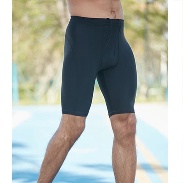 Mustat treenileggingsit L L
