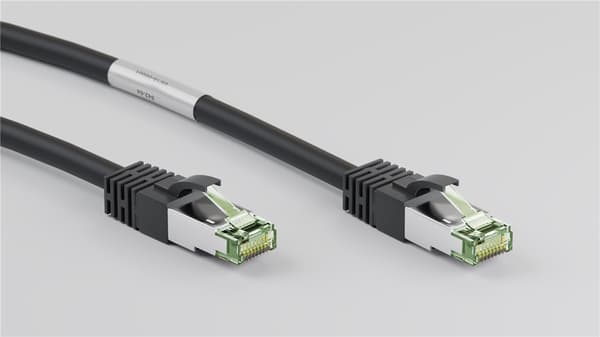 Patch-kaapeli CAT 8.1, S/FTP (PiMF), musta