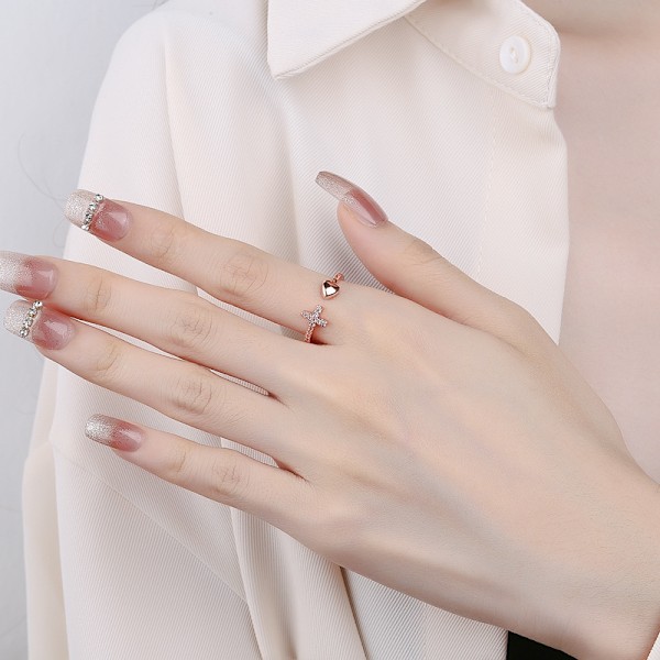 Justerbar Cross Heart Open Ring Rose guld