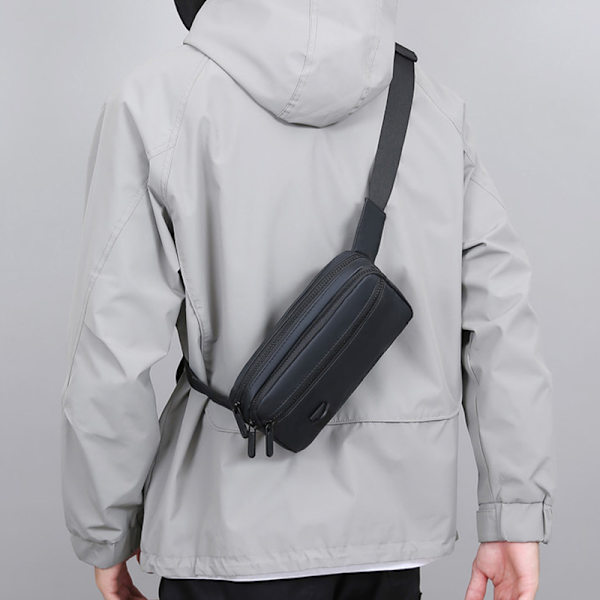 Tyylikäs ja käytännöllinen Crossbody laukku Musta
