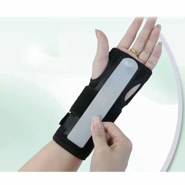2-pack Svart Handledsstöd med Metallskena - One Size Passar Alla