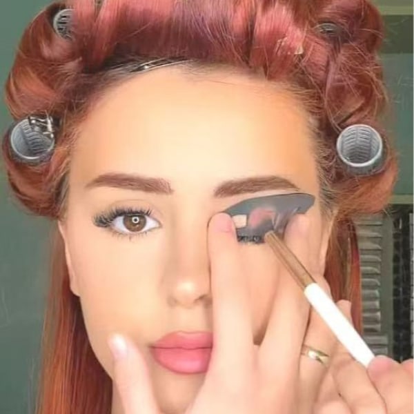 Eyetour Your Glam Bestie: Ett användarvänligt verktyg för ögonskugga