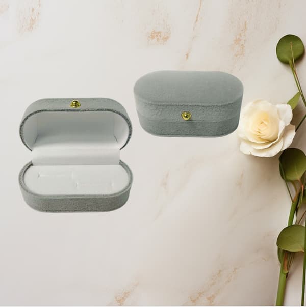 Elegant sammetsringask för förlovnings- och vigselringar Grey Grey
