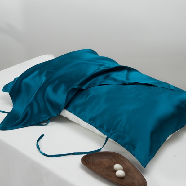Örngott i 100 % Mulberry Silk Marinblå