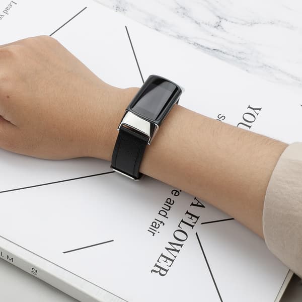 Fitbit Charge 5 ranneke, nahkainen musta