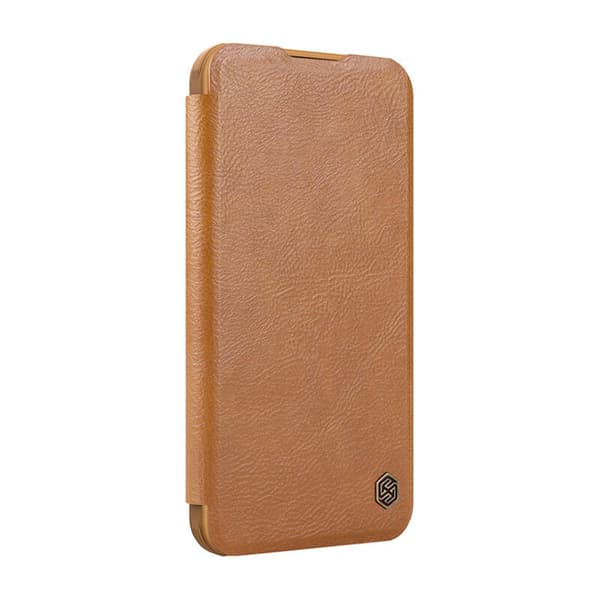 Etui Nillkin Qin Prop Læder iPhone 16 (brązowy)