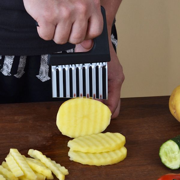 Kökschipsskärare - vågig kniv i rostfritt stål