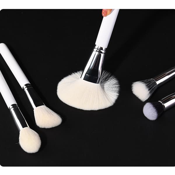 Professionelt 15-delt makeupbørste-sæt med børsteholder