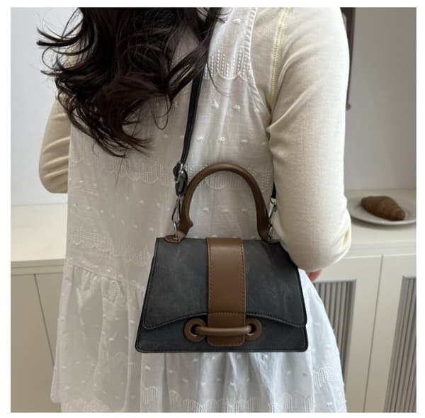 Chic skuldertaske til kvinder - Stilfuldt og kompakt design Black Black