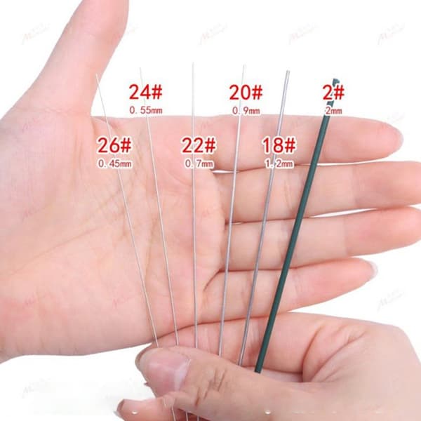 Silver Blomstertråd - 40cm, 100 Stycken - Perfekt för DIY Blomsterarrangemang & Hantverk