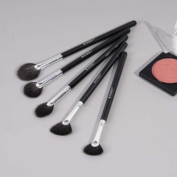 Contour Brush Set - 5 Fan Brushes för exakt applicering