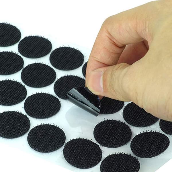 Pyöreät, itseliimautuvat tarranauhat (1 cm) 500 kpl
