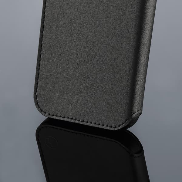 Mobilfodral MagLine Svart - iPhone 13 Pro