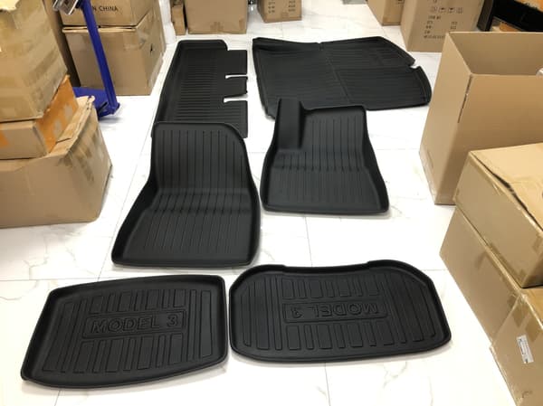 2023-2024 Tesla Model 3 Gulvmåttesæt - TPE-materiale Left Hand Drive