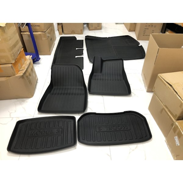 Golvmattor till Tesla Model 3 2023-2024 - TPE-material Vänsterstyrd
