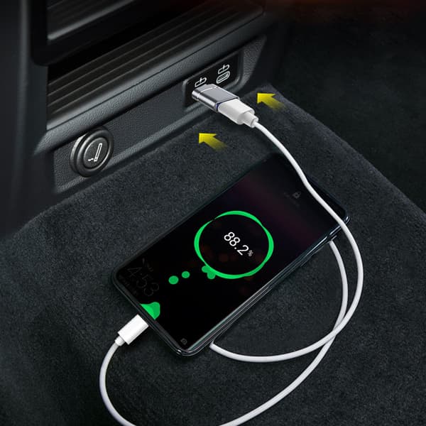 2-Pack USB 3.0 - Type-C -sovitin tyylikkäällä hopeisella viimeistelyllä