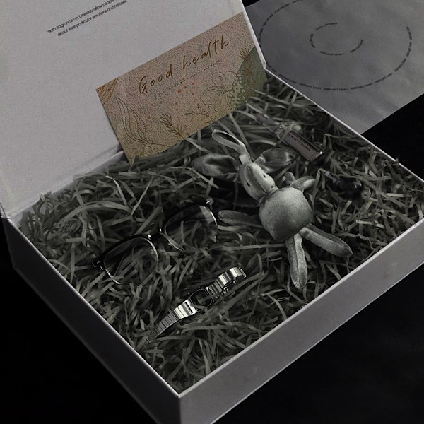 Lyserødt strimlet papir - 200g gaveindpakningsfyld Sort