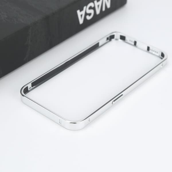 Stötfångarfodral i aluminiumlegering för iPhone 15 Pro Silver Silver