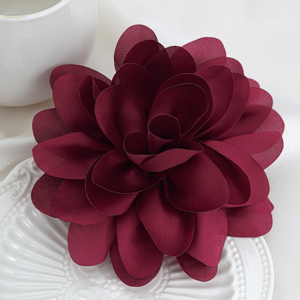 Brosch med satinblomma Mörkblå