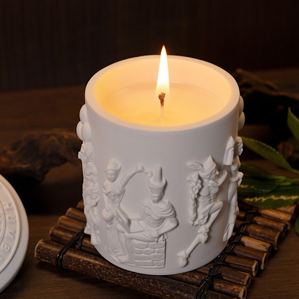 Präglat Cedar doftljus - Elegant hemdoft