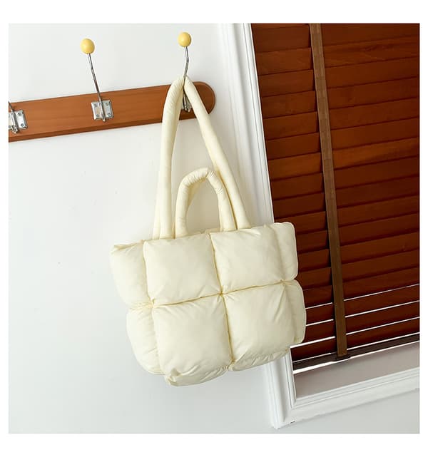 Stor Puffer Tote Bag Axelväska White White