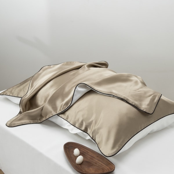 Örngott i 100 % Mulberry Silk kaffe