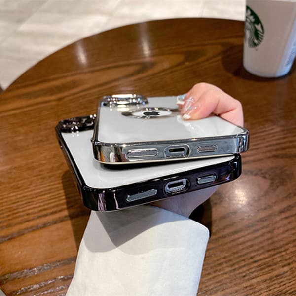 Puhelinkotelo kameran linssisuojalla Silver iPhone 14 Silver