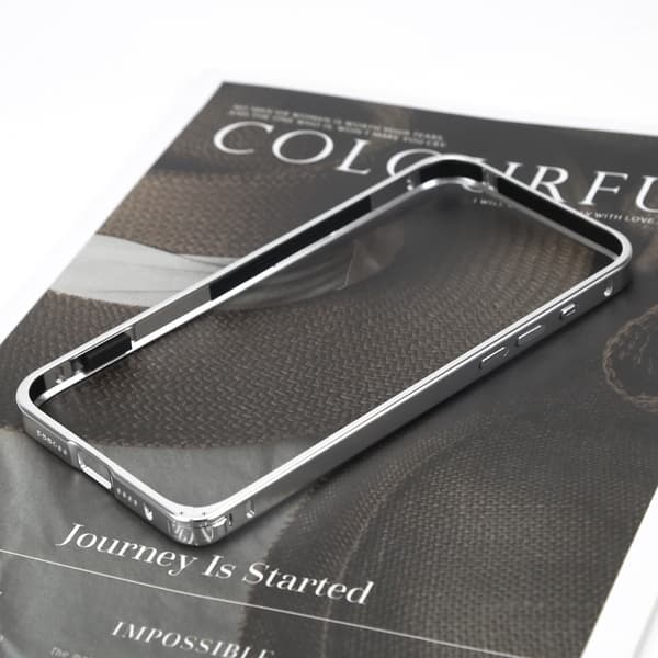 Aluminiumslegering Bumper Case til iPhone 15 Pro Max Silver Silver