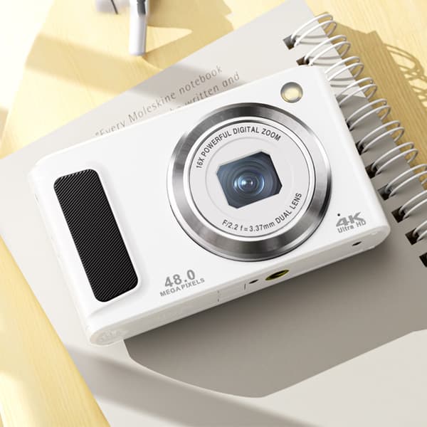 DC308-digikamera 32GTF-kortilla (EU-pistoke) White White
