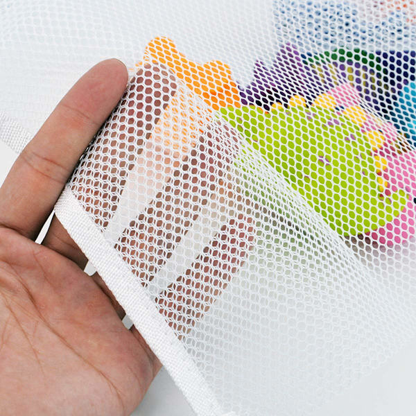 Opbevaringsnet med sugekopper 34x45 cm Hvid