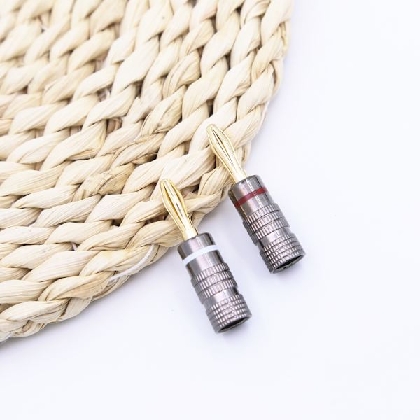 4mm Guldpläterad Banankontakt 4-pack