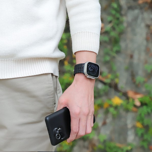 Andningsbar magnetrem för Apple Watch Series 1-9 generationer 42/44/45 mm Svart