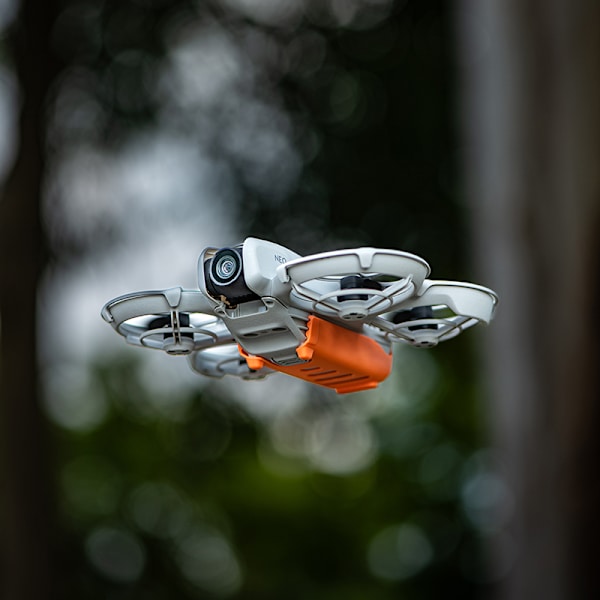 Skyddsfodral för DJI NEO Batteri med Landningsställ - Grå Orange