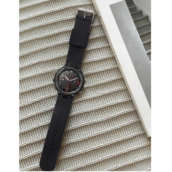 Amazfit T-Rex Pro Nylon Canvas -kellohihna Musta