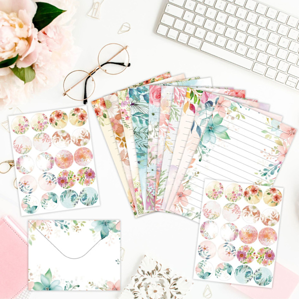 Set med blommigt brevpapper och kuvert - 160 delar