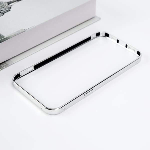 Stötfångarfodral i aluminiumlegering för iPhone 14 Pro Max Silver Silver