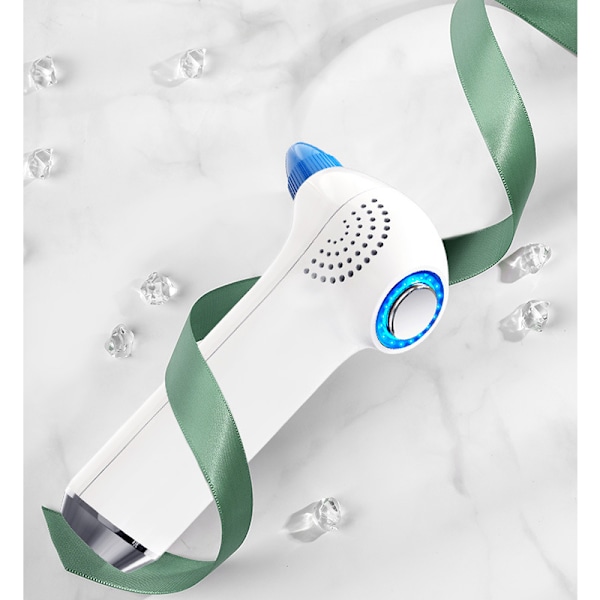 Whitehead Remover - White - Pore Vacuum Cleaner