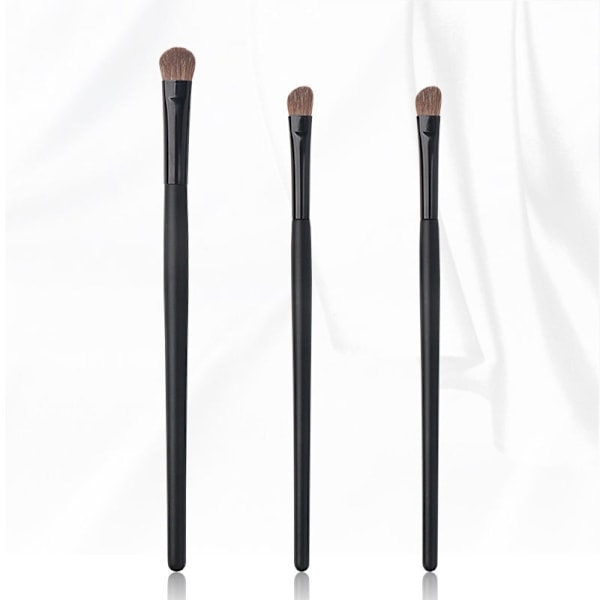 Makeup børster - (to næseskyggebørster + en øjenskyggebørste)