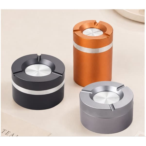 Orange askfat i aluminiumlegering med vindtät utformning och roterande, förseglat lock