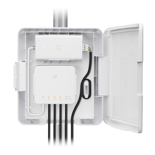 UniFi Flex Switch Adapter Kit Street Light Pole Applications