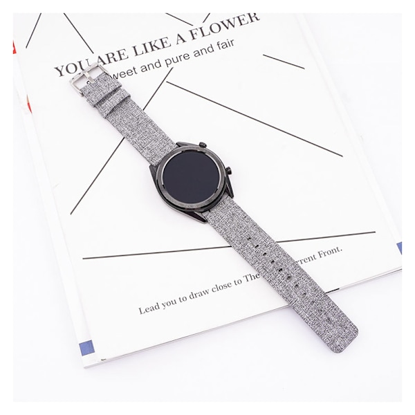 Ljusgrått canvasarmband med silverspänne 20 mm