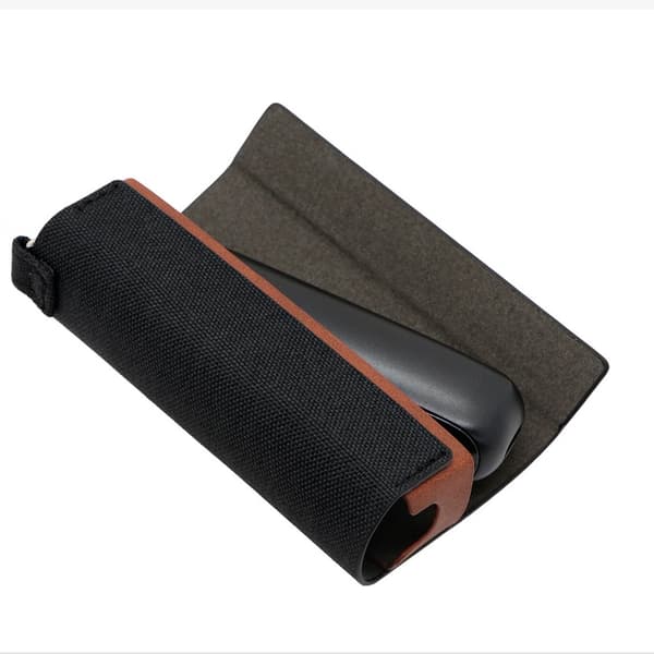 Bärväska för Ploom Aura med handledsrem Black Black