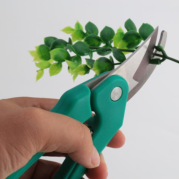 Ergonomiske havesakse